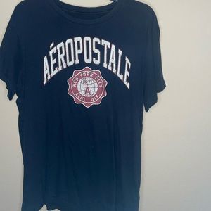 Black Aeropostale t-shirt